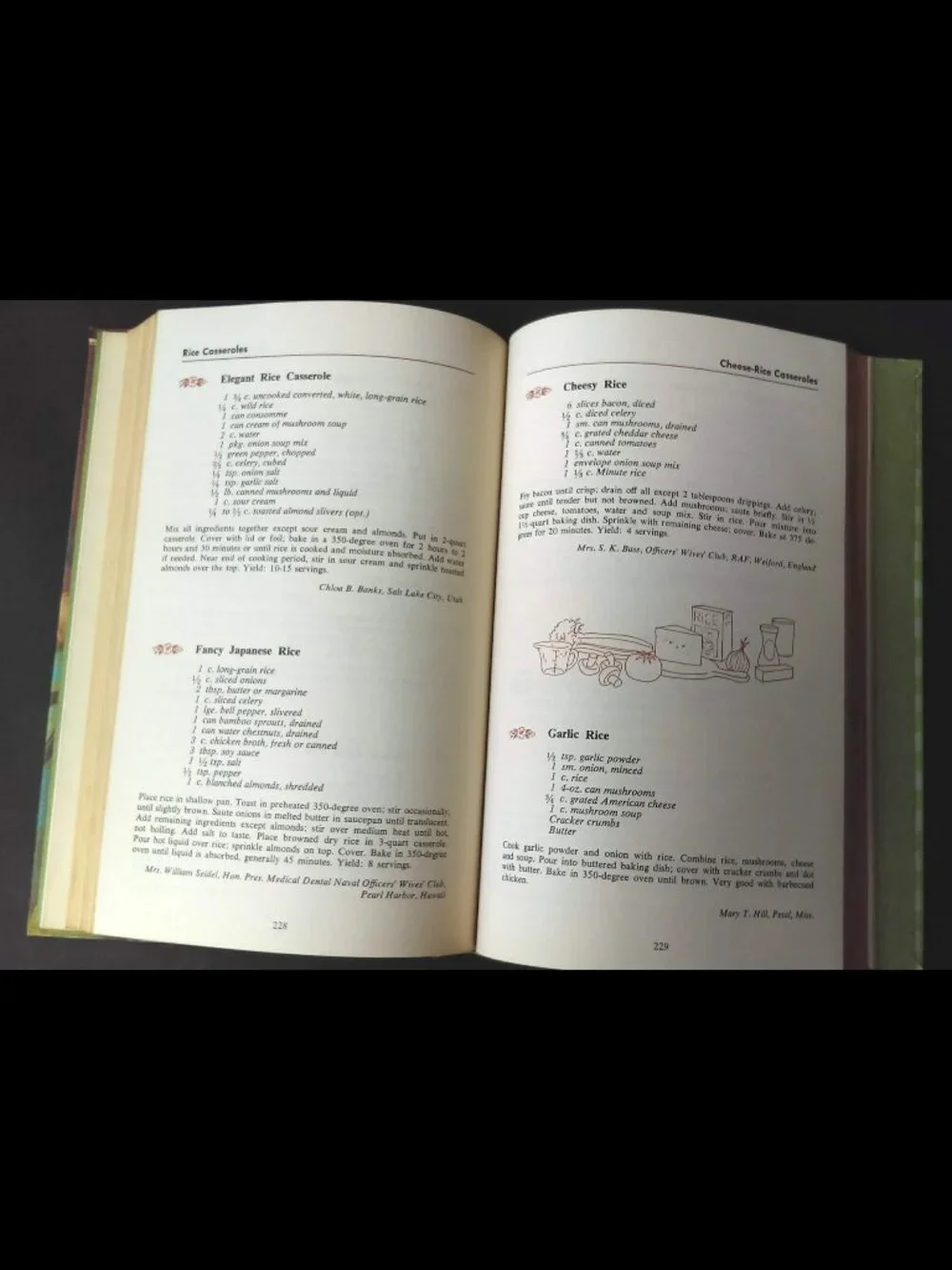 Vintage Favorite Recipes Of America 4 Cook Book Set HC Meats Desserts Salads
